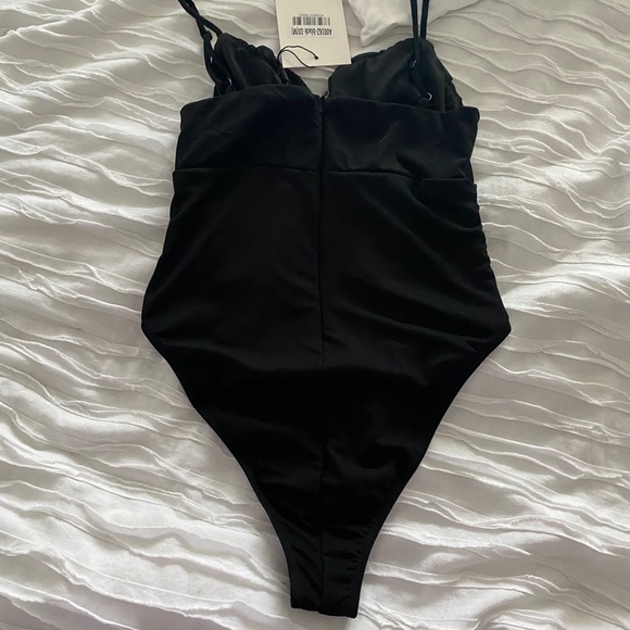 Hidden Places Bodysuit Black - M Hello Molly - Picture 9 of 9